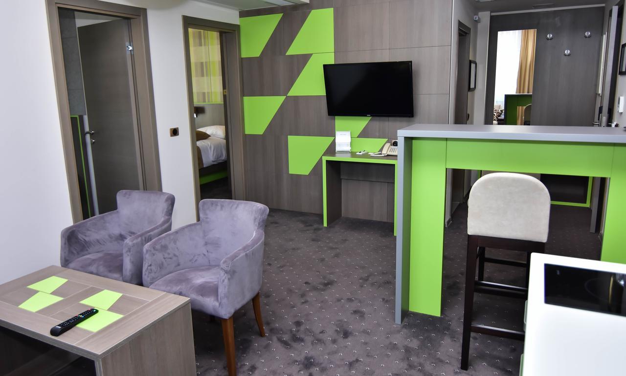 Hotel Kljuc Екстер'єр фото