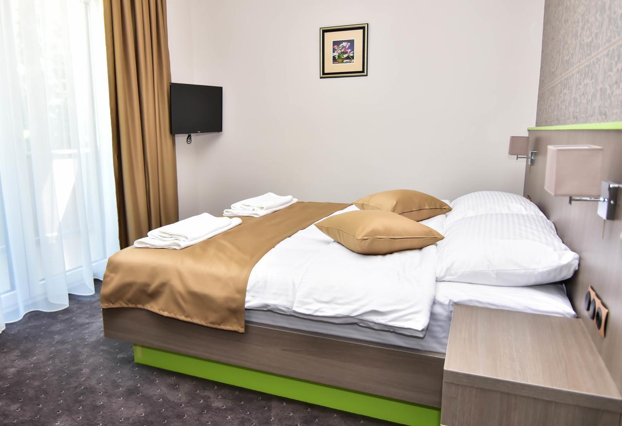 Hotel Kljuc Екстер'єр фото