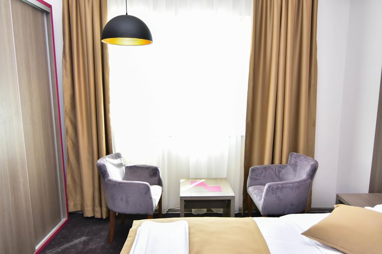Hotel Kljuc Екстер'єр фото