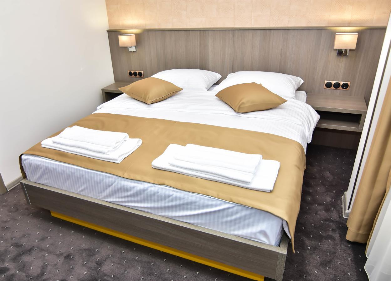 Hotel Kljuc Екстер'єр фото