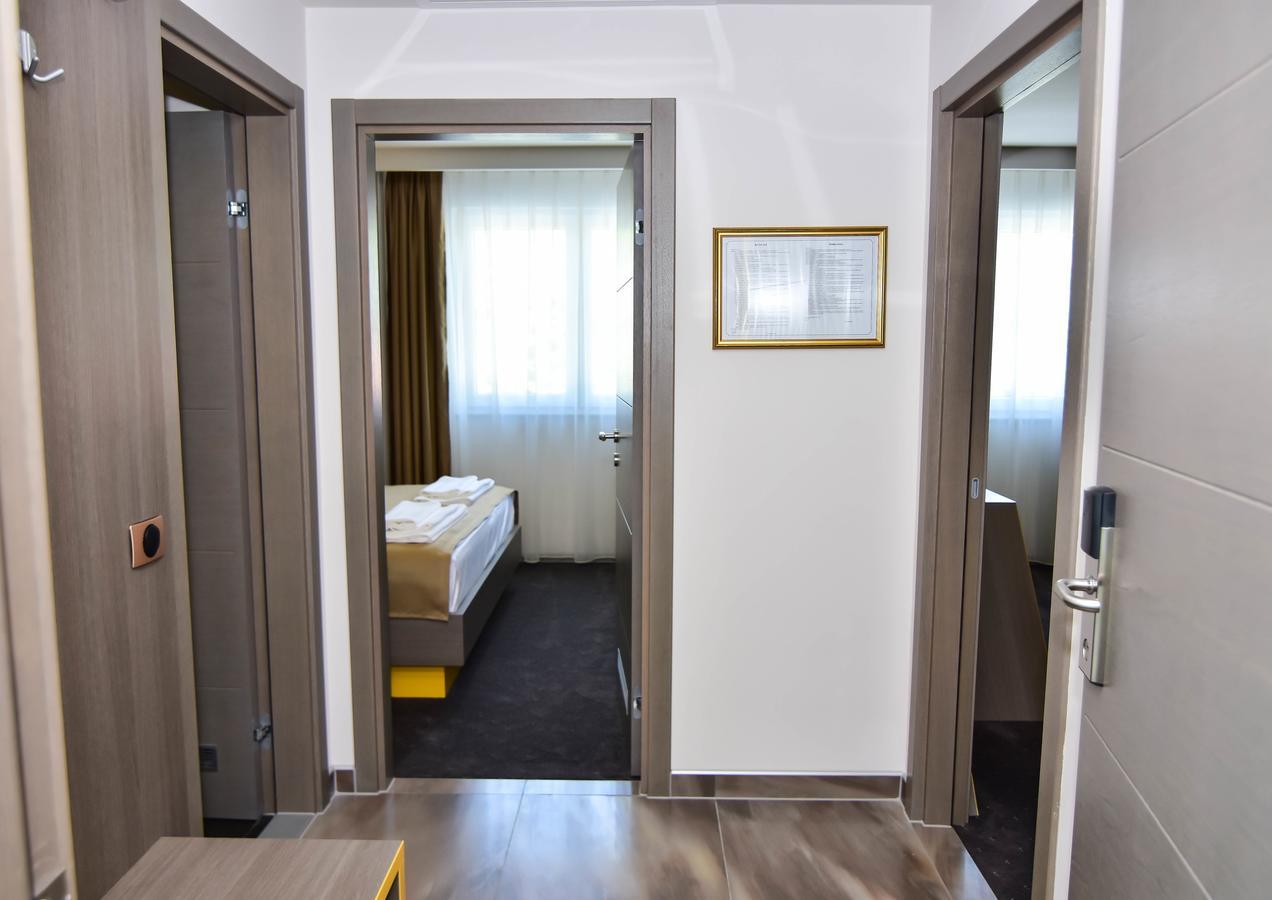 Hotel Kljuc Екстер'єр фото