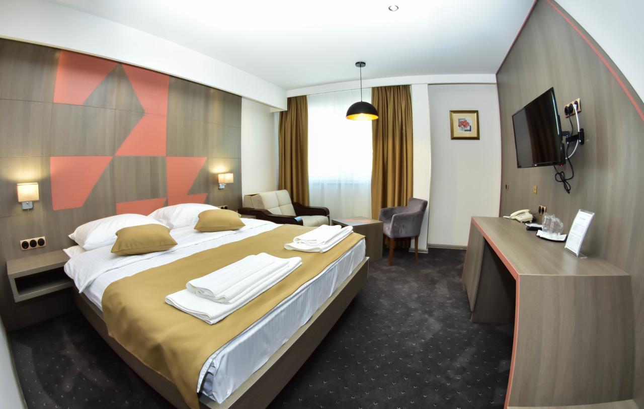 Hotel Kljuc Екстер'єр фото
